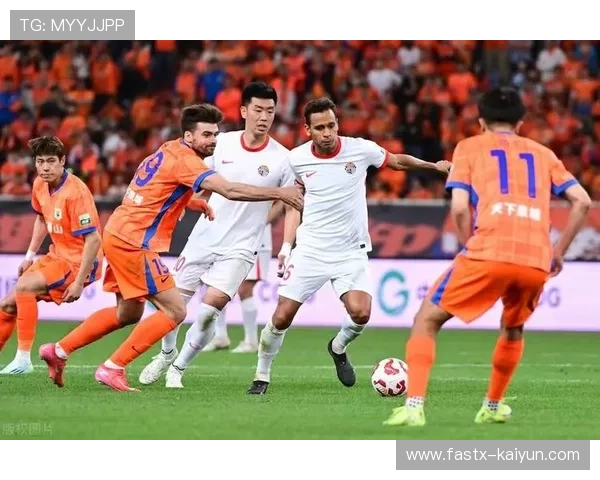 中超争冠格局分析:海港掌握主动权,蓉城申花紧追不舍